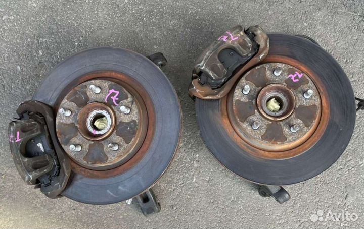 Ступицы передние в сборе на ниссан теану j31