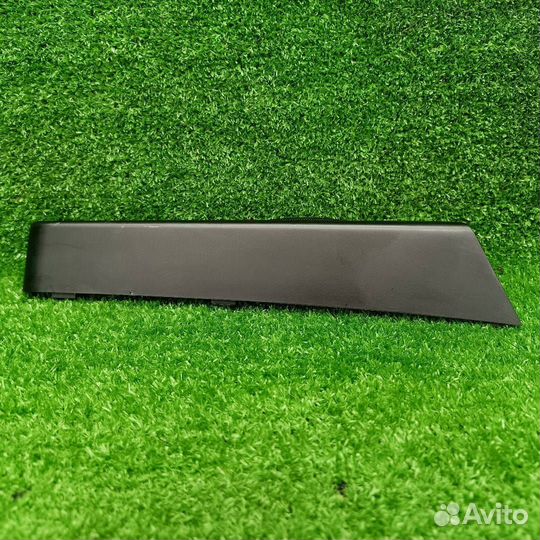 Кнопка стеклоподъемника двери задней правой