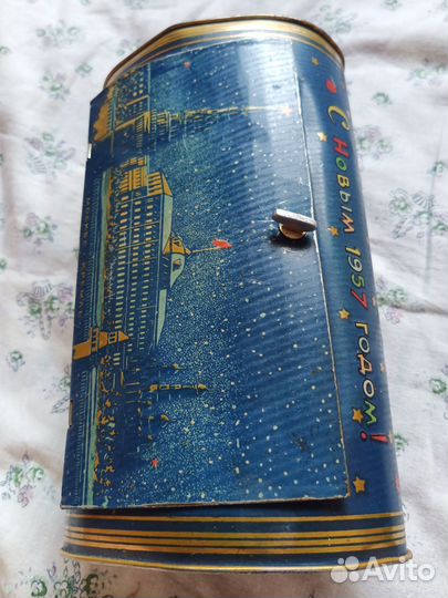 Метал.коробка 1957г. от нг кремлёвского подарка