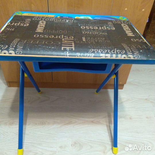 Детский стол