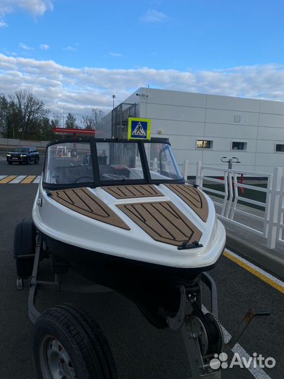 Катер Афалина 395 с мотором Yamaha 9.9