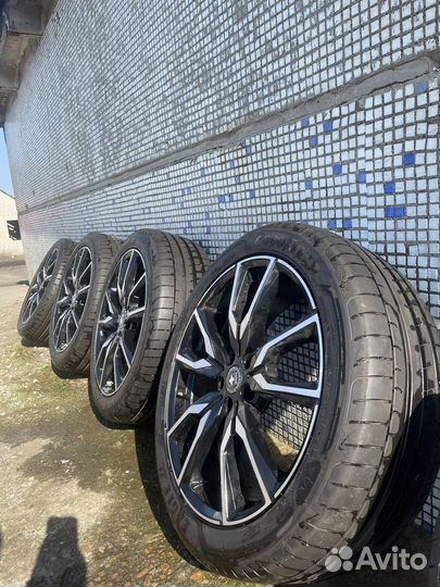 Колеса летние 245/45 r20