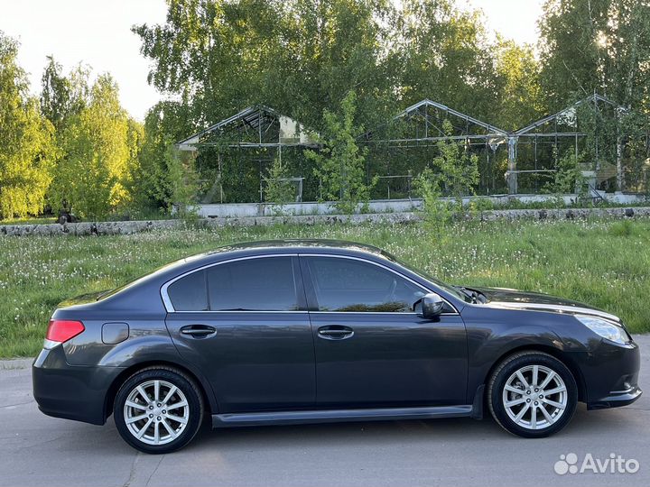 Subaru Legacy 2.0 CVT, 2011, 200 000 км
