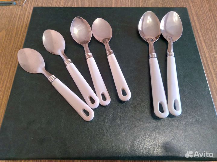 Набор столовых приборов СССР с пластиков. Ручками