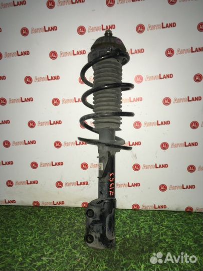 Стойка передняя правая Honda Fit GD1