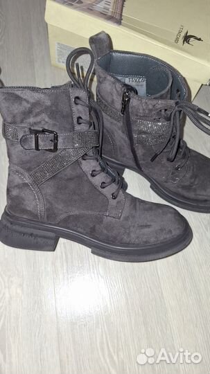 Ботинки демисезонные женские. Размер 39