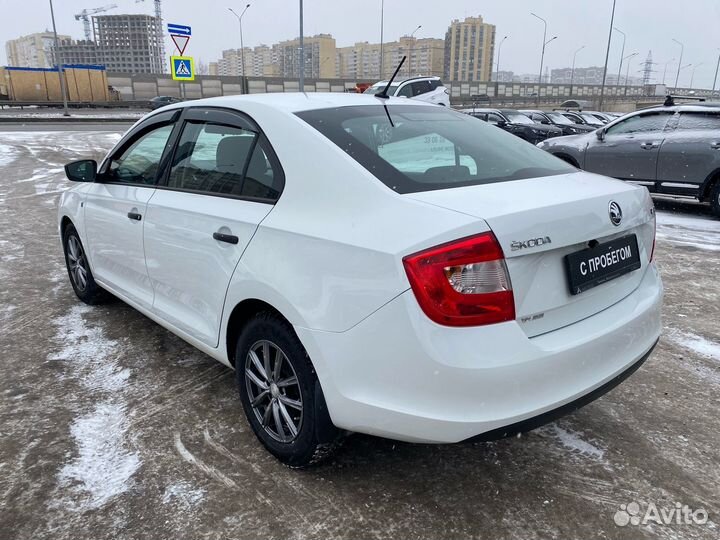 Skoda Rapid 1.6 МТ, 2016, 130 000 км