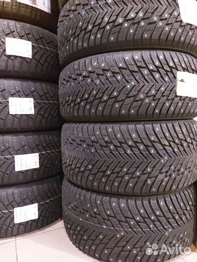 Nokian Tyres Hakkapeliitta 10p SUV 275/45 R21 110T