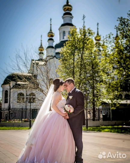 Свадебное платье