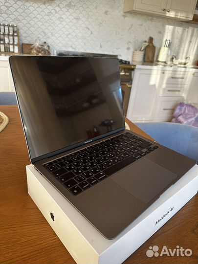 Macbook air m1 8 256 silver ростест