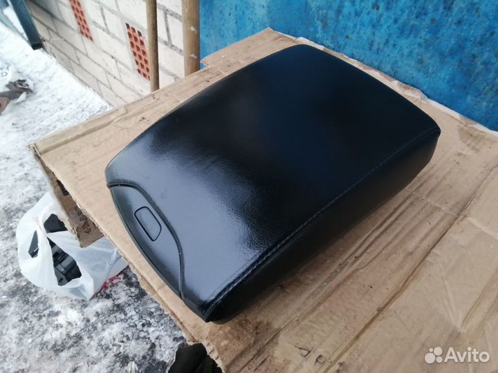 Подлокотник центральной консоли BMW X5 e53