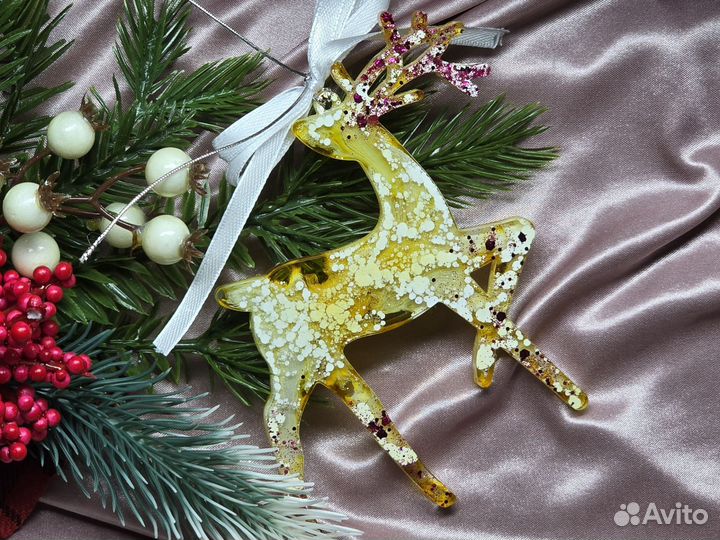 Новогоднии игрушки