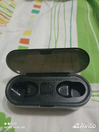 Кейс для наушников tws