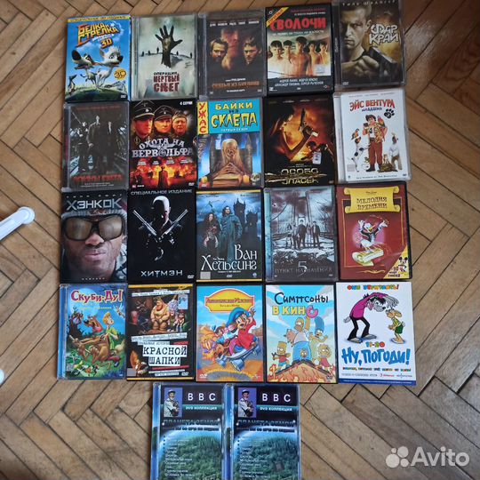 DVD диски с фильмами и мультфильмами
