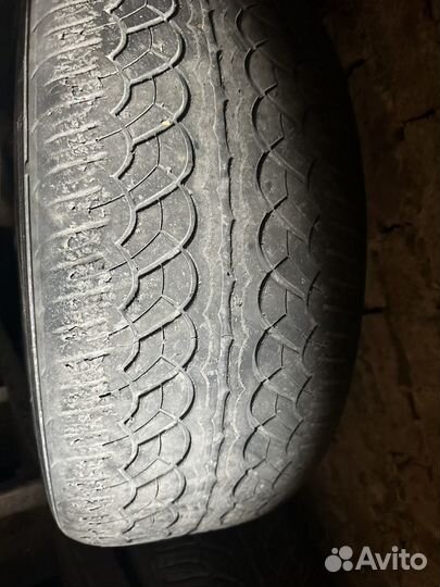 Yokohama Parada Spec-X 285/45 R22 114V