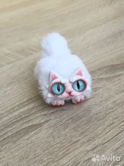 Игрушка ручной работы котик