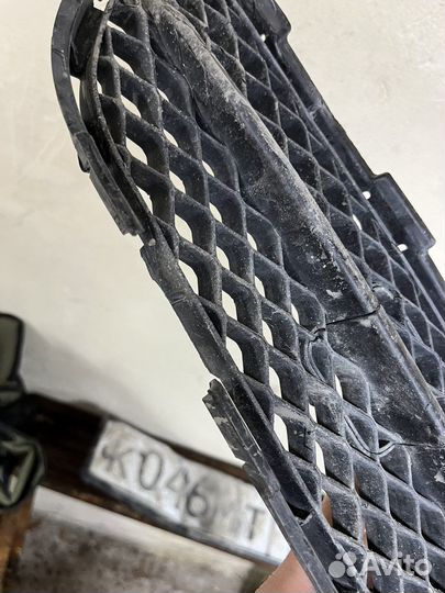 Нижняя решетка infiniti G