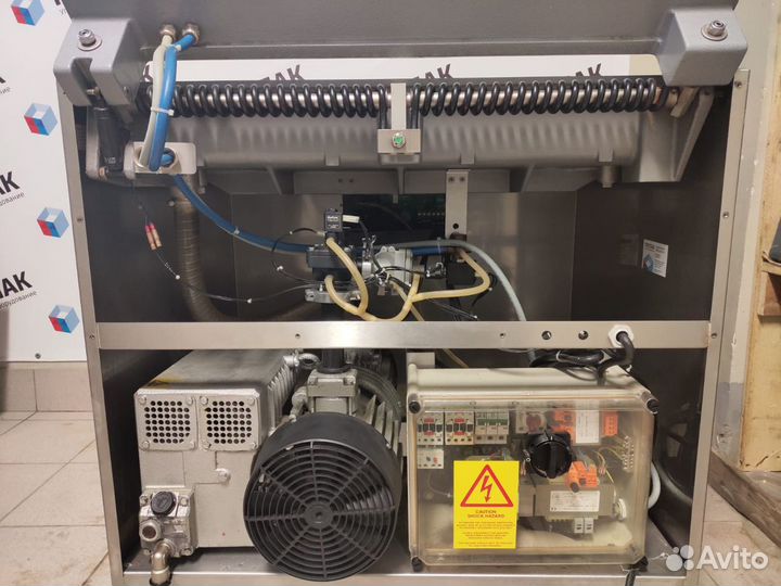 Вакуумный упаковщик Henkelman falcon 80