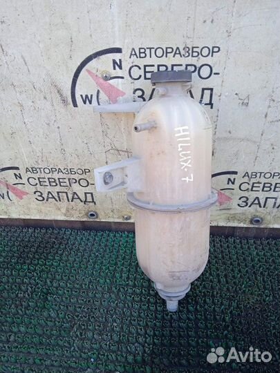 Toyota Hilux Бачок расширительный 2014