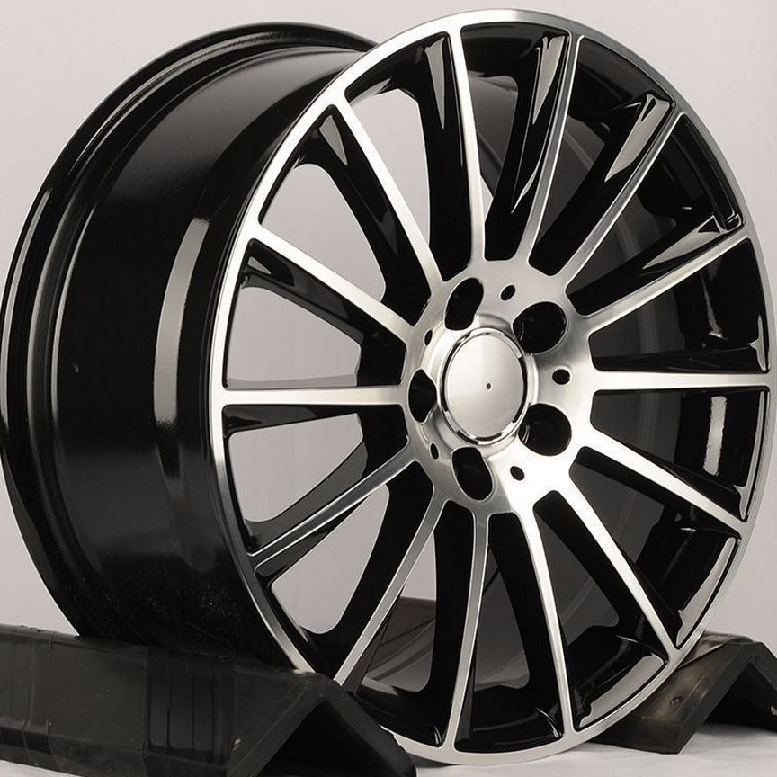 Литые диски Powcan 8×R17 5×112