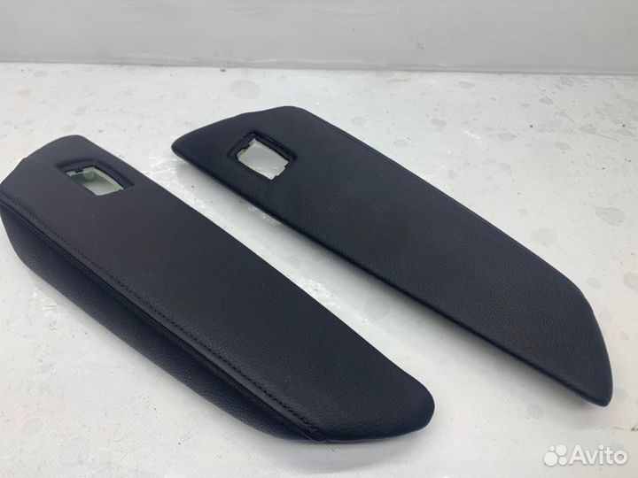 Подлокотник дверной задний Bmw X5 E70 3.0 2012