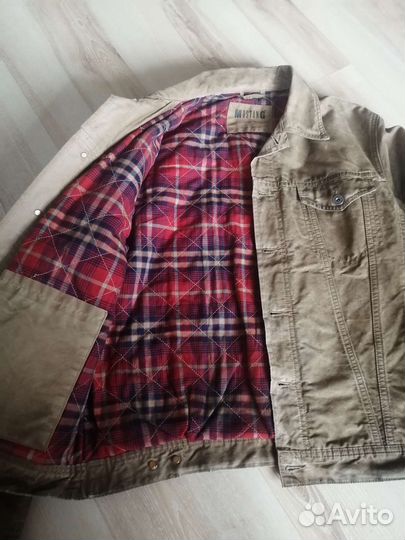 Джинсовая куртка