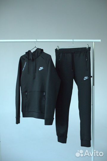 Спортивный костюм Nike Air женский