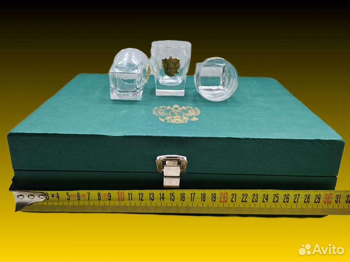 П.5187 Рюмки Chinelli с гербом