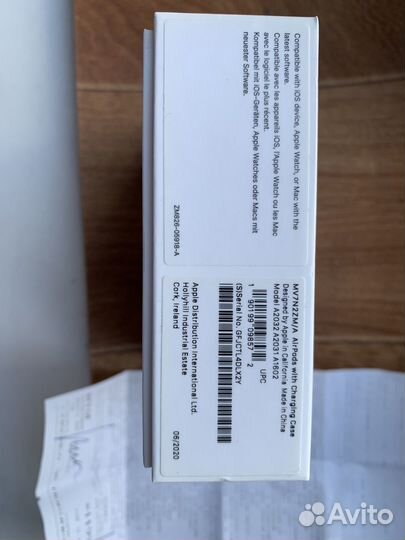 Наушники apple airpods 2. Кейс и левый наушник