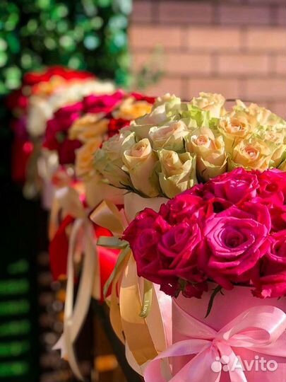 Шляпные Коробки с Розами