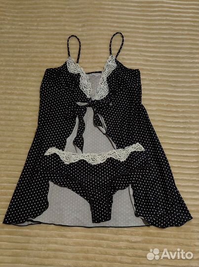 Комплект нижнего белья и сорочка