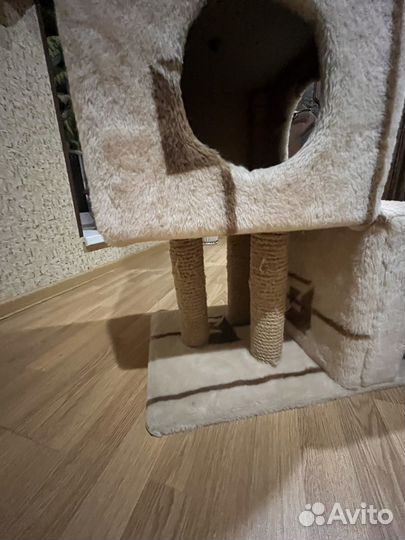 Домик для кошки с когтеточкой