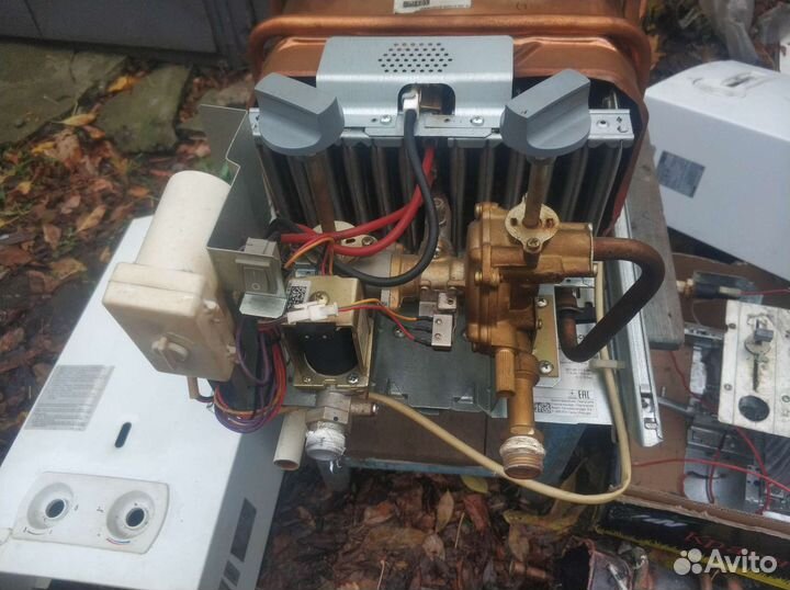 Газовая колонка Neva Lux 14 л отличная