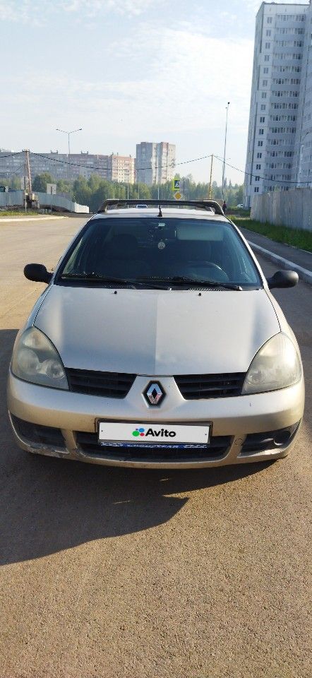 Renault Symbol: фото владельца