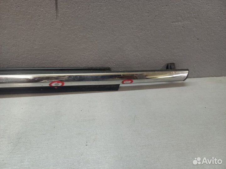 Молдинг стекла Toyota Rav 4 Ca 40 2adfhv 2013