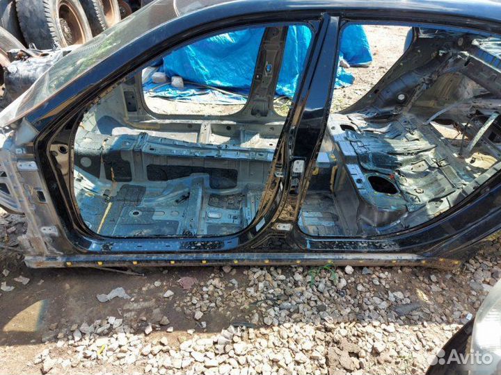 Порог Hyundai Equus 2012