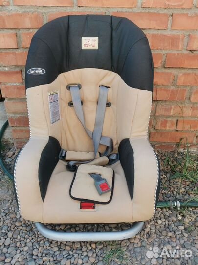 Два автокресла