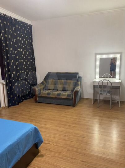 2-к. квартира, 50 м², 1/1 эт.