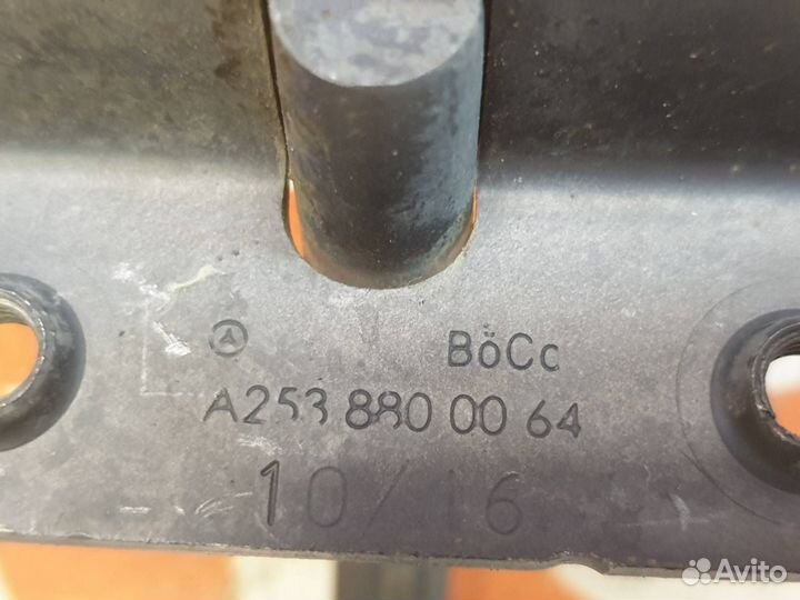 Фиксатор замка капота Mercedes Glc-Class X253