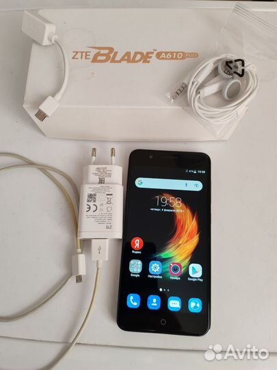 ZTE Blade A610 Plus, 2/16 ГБ