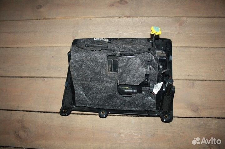 Бардачок audi Q3 2011-2014 (8U)