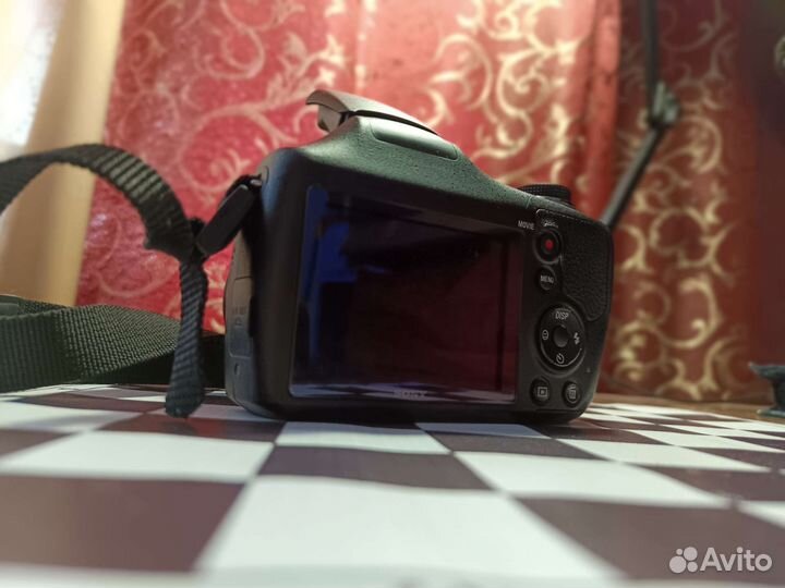 Компактный цифровой фотоаппарат sony