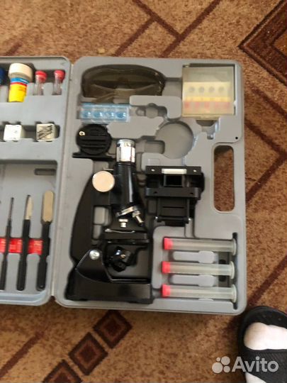 Набор юного химика deluxe microscope kit