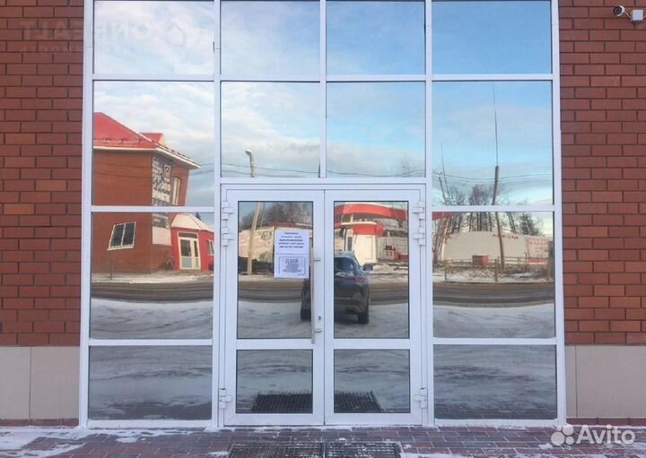 Пластиковые двери