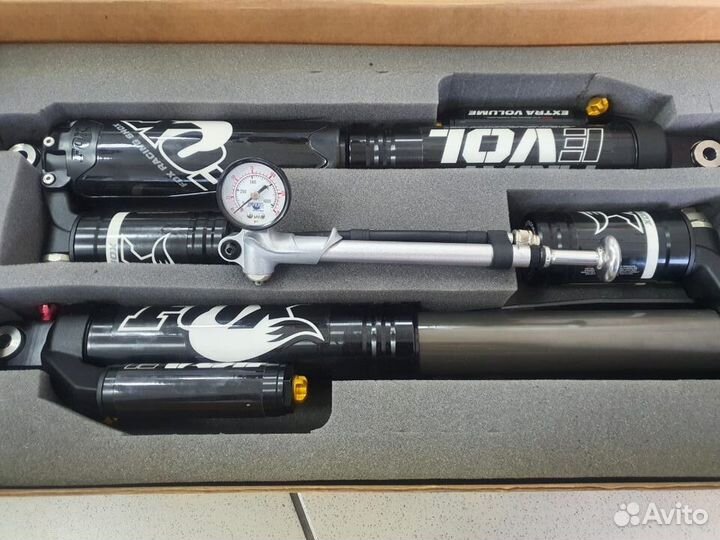 Амортизаторы FOX float X evol RC2 airshox
