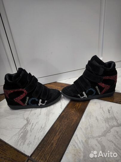 Сникерсы John Richmond