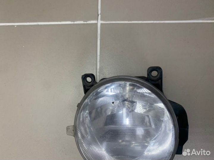 Фара противотуманная левая Toyota Land Cruiser 200