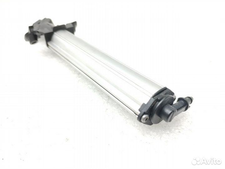 Форсунка омывателя фар передняя левая Volvo V60