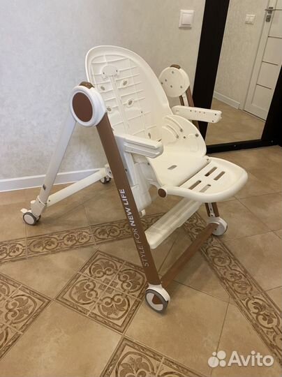 Стульчик для кормления happy baby berny v2
