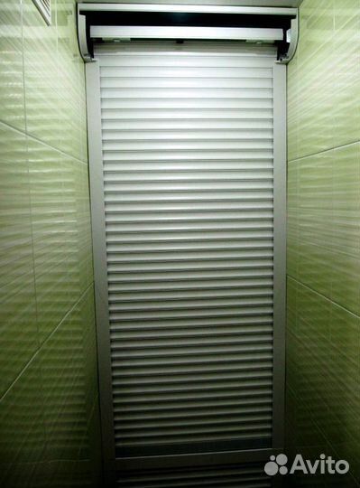 Рольставни на двери